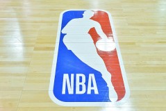 NBA交易风云：伦纳德加盟勇士，库明加加盟快船