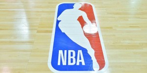 NBA交易风云：伦纳德加盟勇士，库明加加盟快船